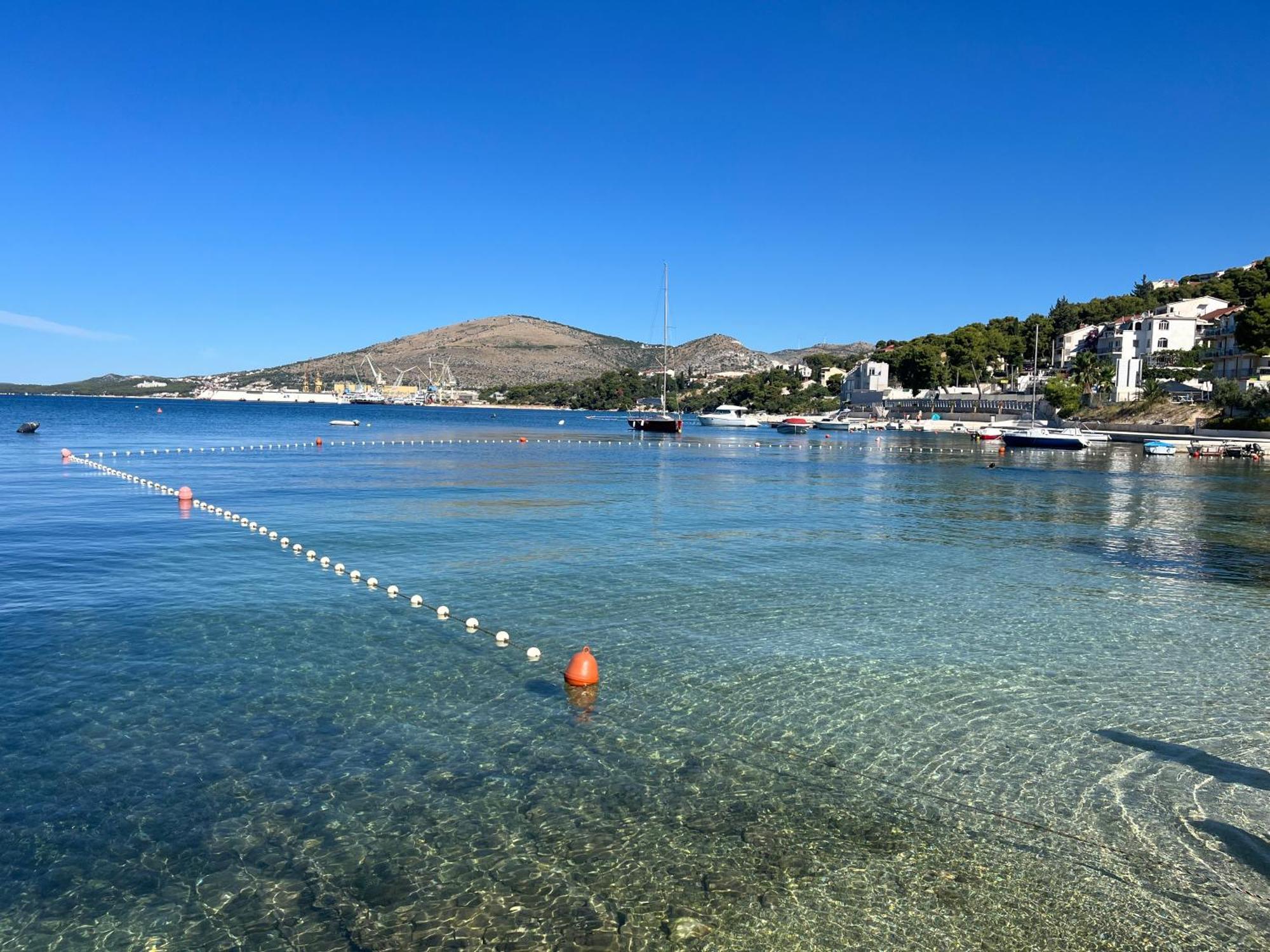 Apartments Villa Mirella 20 M From The Sea - Free Parking Trogir Exterior photo